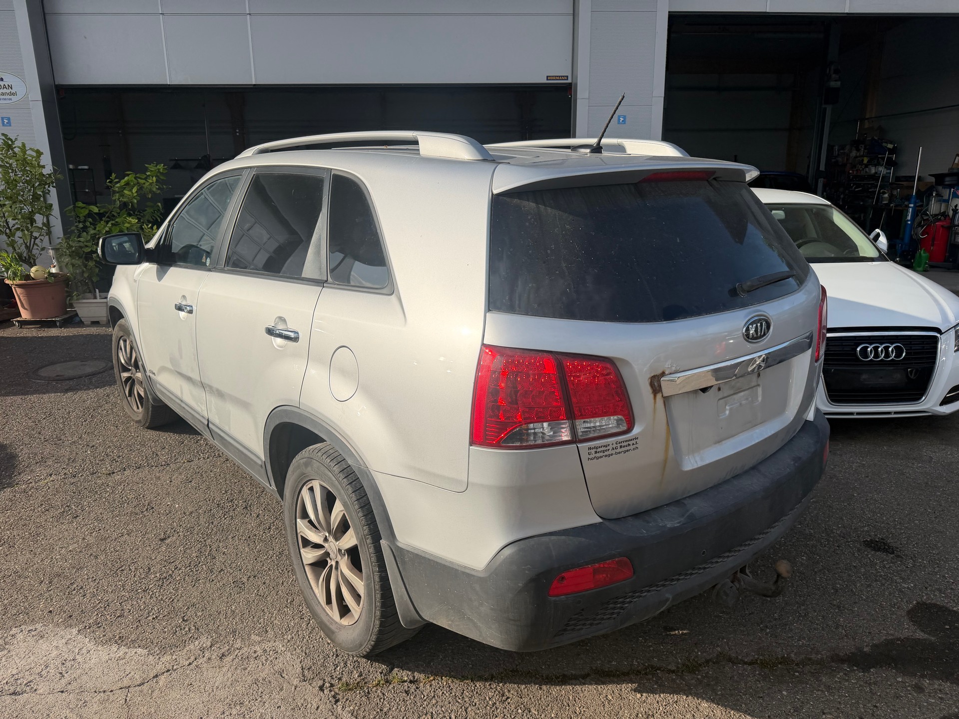 KIA Sorento 2.2 CRDI Style Automatic-image-5