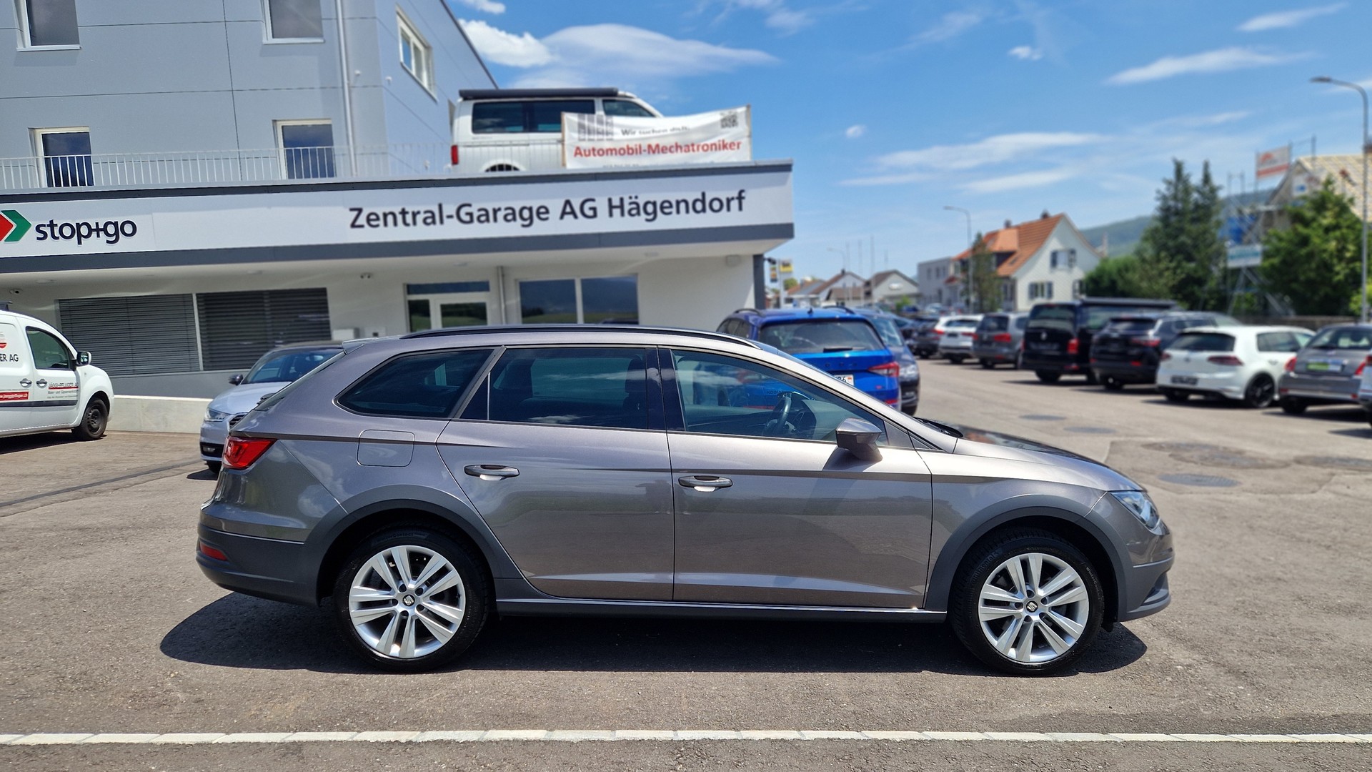 SEAT Leon ST 2.0 TDI X-Perience 4Drive DSG-image-4