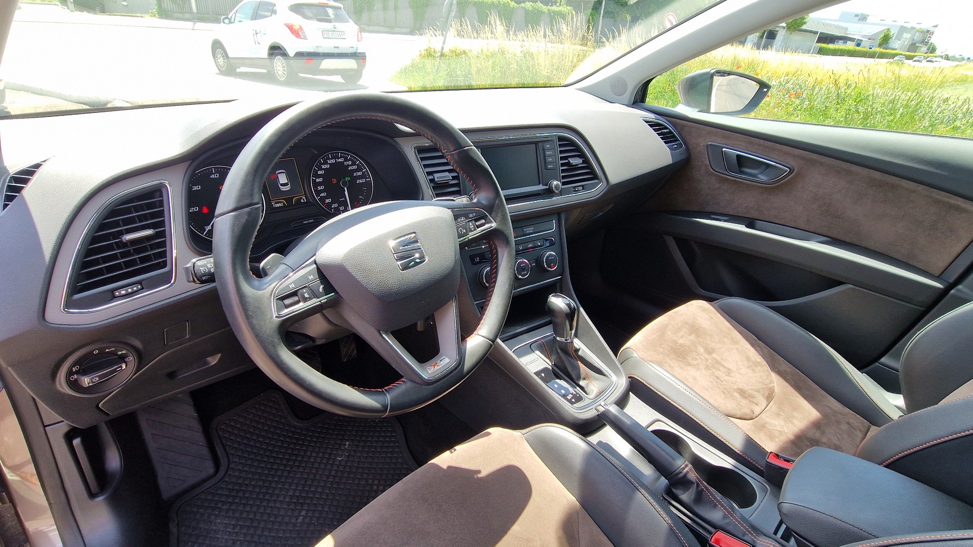 SEAT Leon ST 2.0 TDI X-Perience 4Drive DSG-image-7
