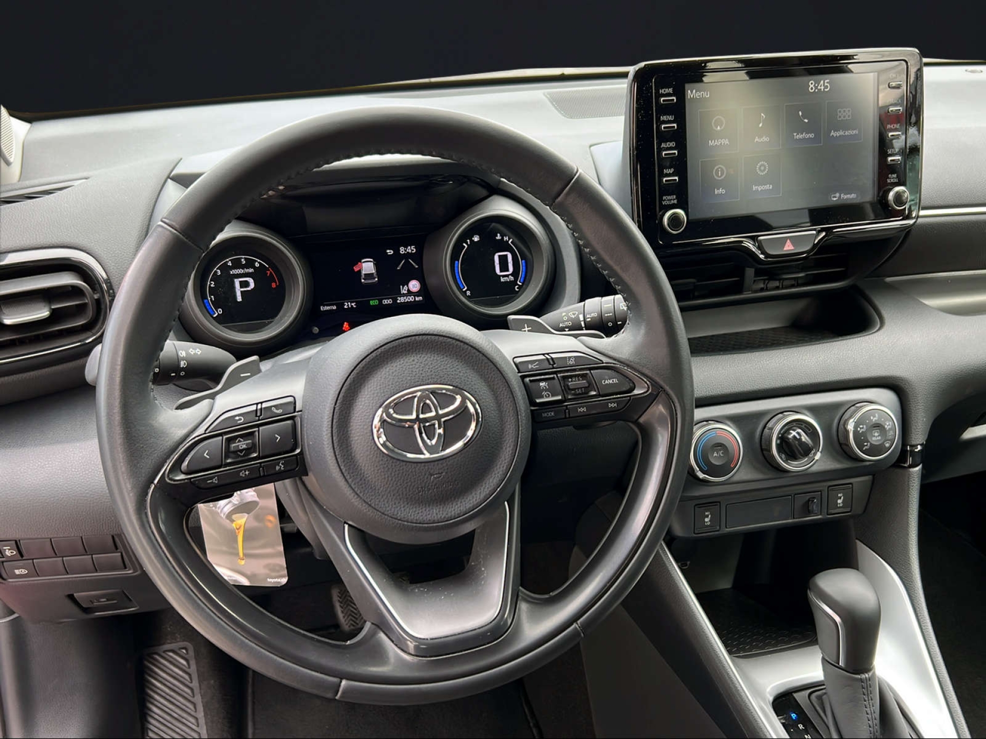 TOYOTA Yaris 1.5 VVT-iE Comfort MdS-image-8