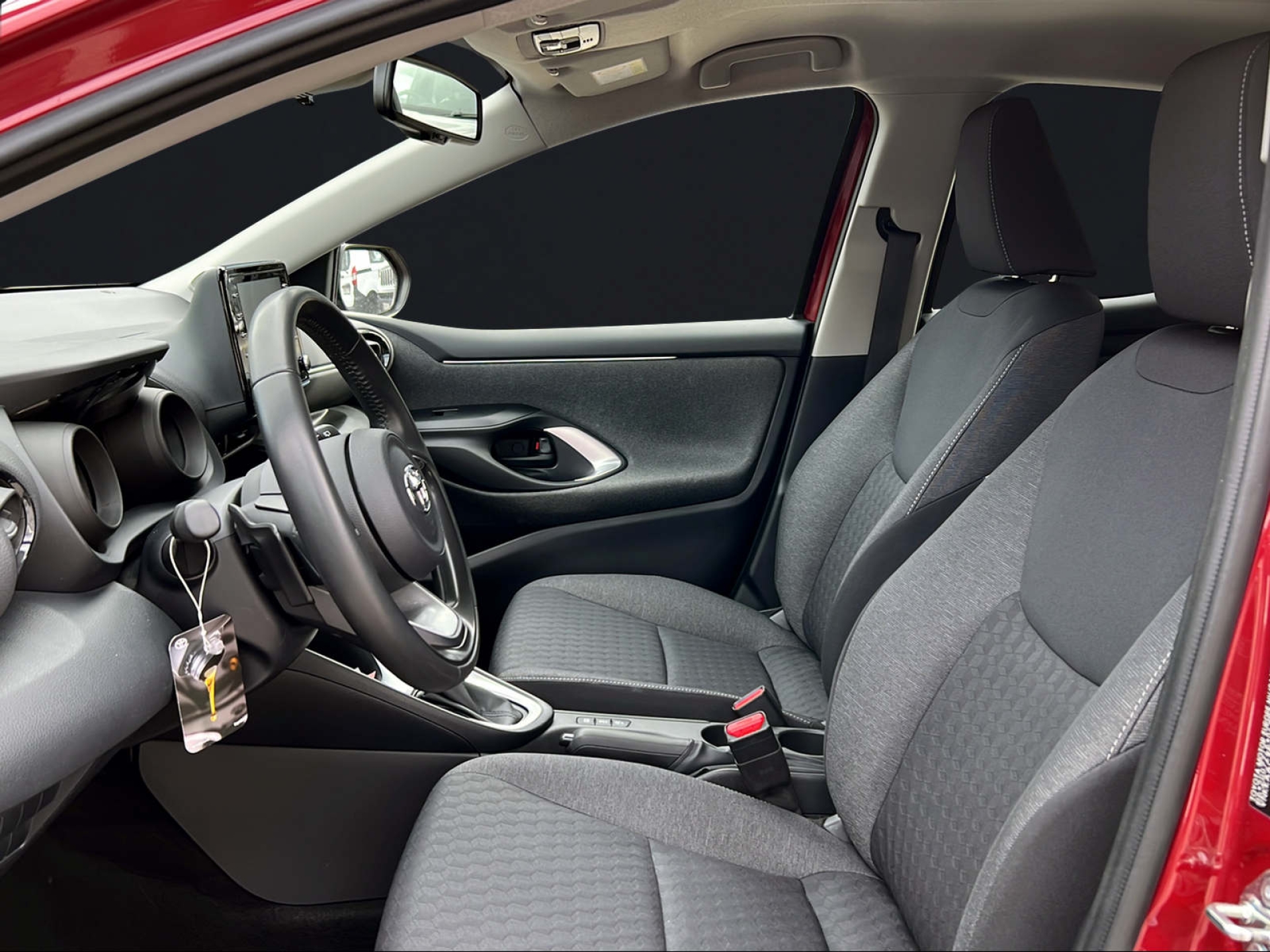 TOYOTA Yaris 1.5 VVT-iE Comfort MdS-image-6