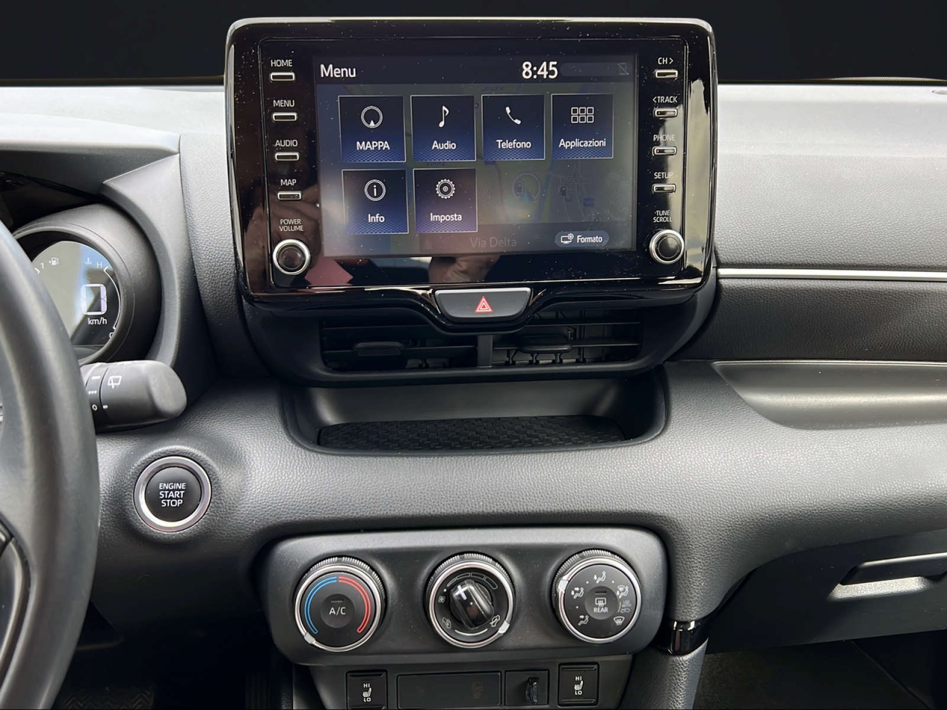 TOYOTA Yaris 1.5 VVT-iE Comfort MdS-image-9