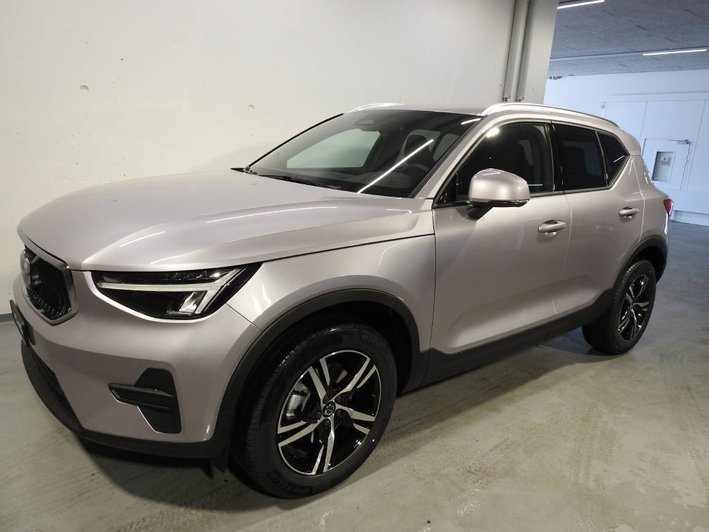 VOLVO XC40 2.0 B3 MH Core-image-0