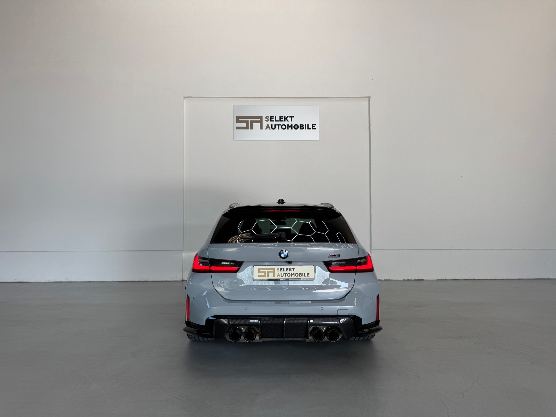 BMW M3 Touring xDrive Competition M | Brooklyn Grau Met.-image-4