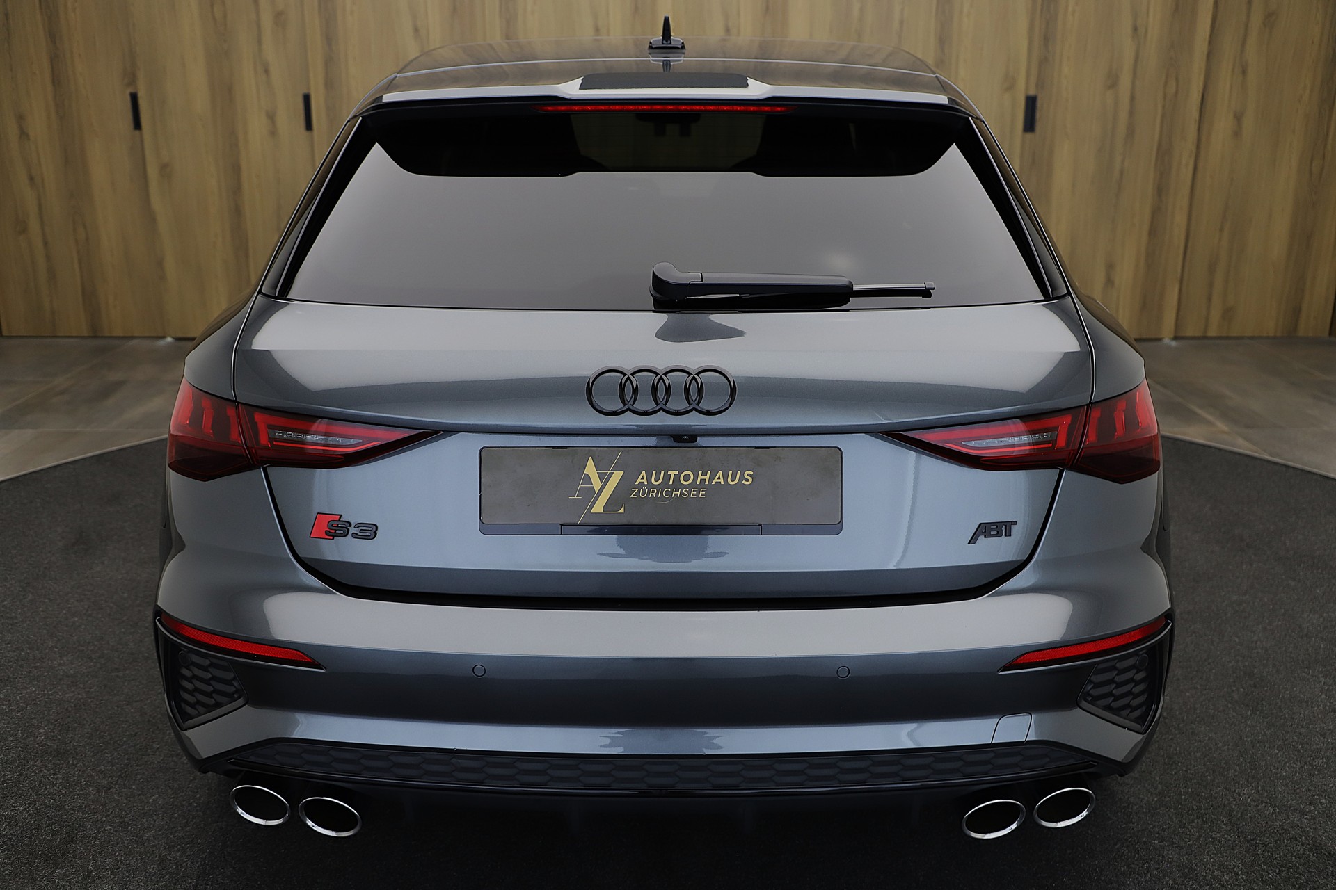 AUDI S3 Sportback 2.0 TFSI quattro S-tronic-image-3