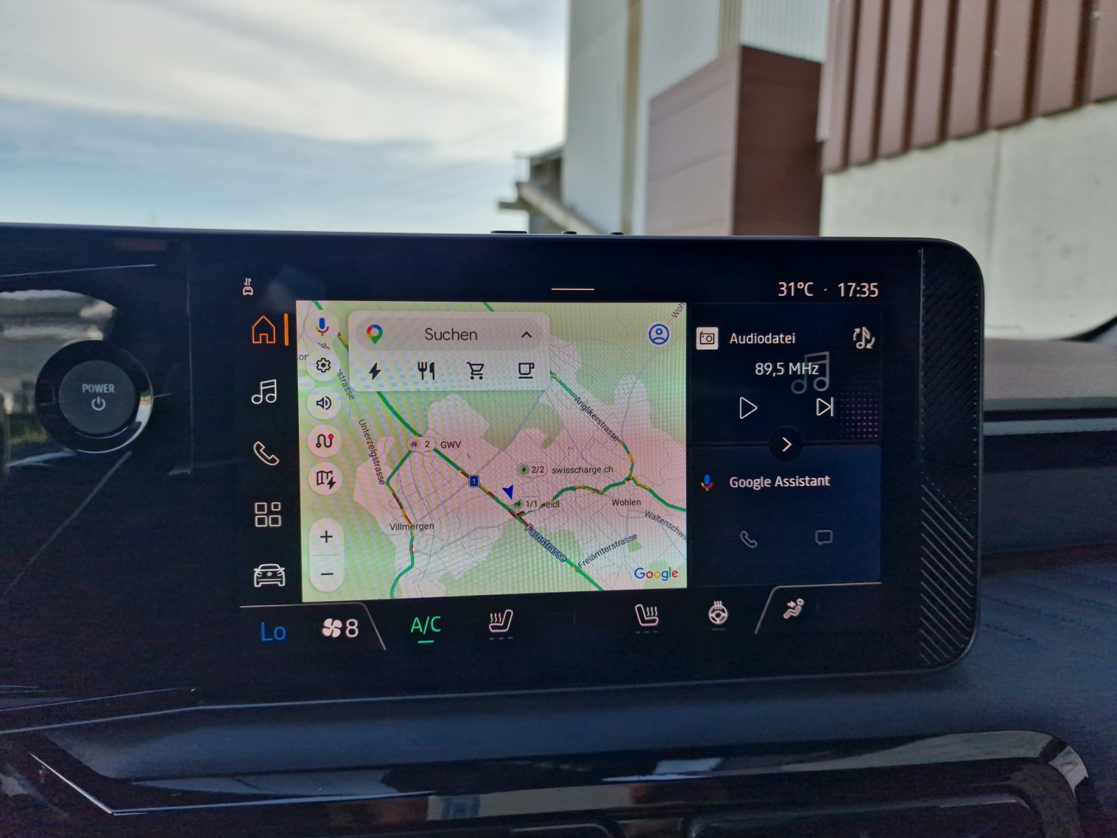 NISSAN Micra 52kWh Evolve Reichweite 416 km-image-18