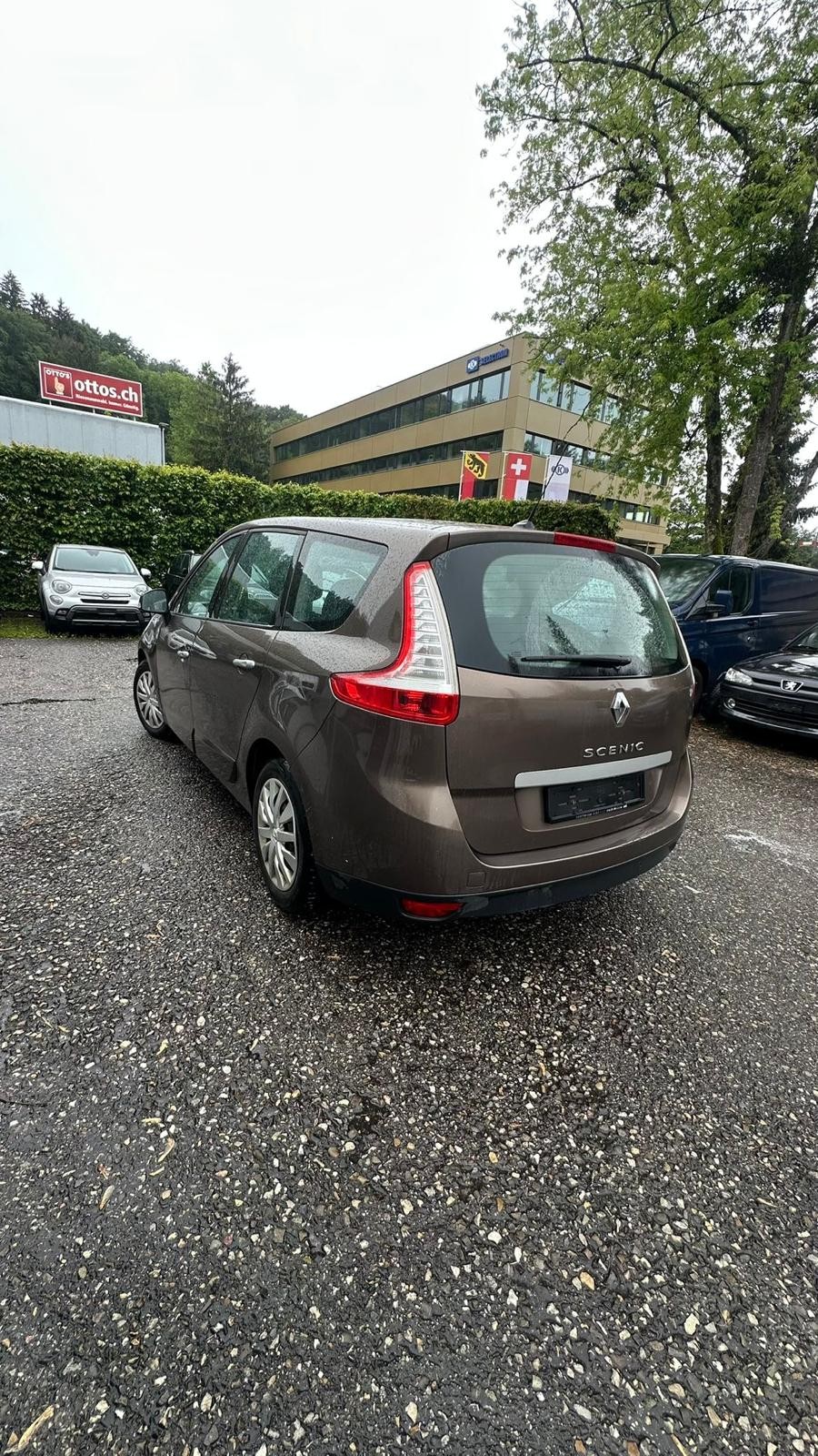 RENAULT Grand Scénic 1.4 16V Turbo Privilège-image-10