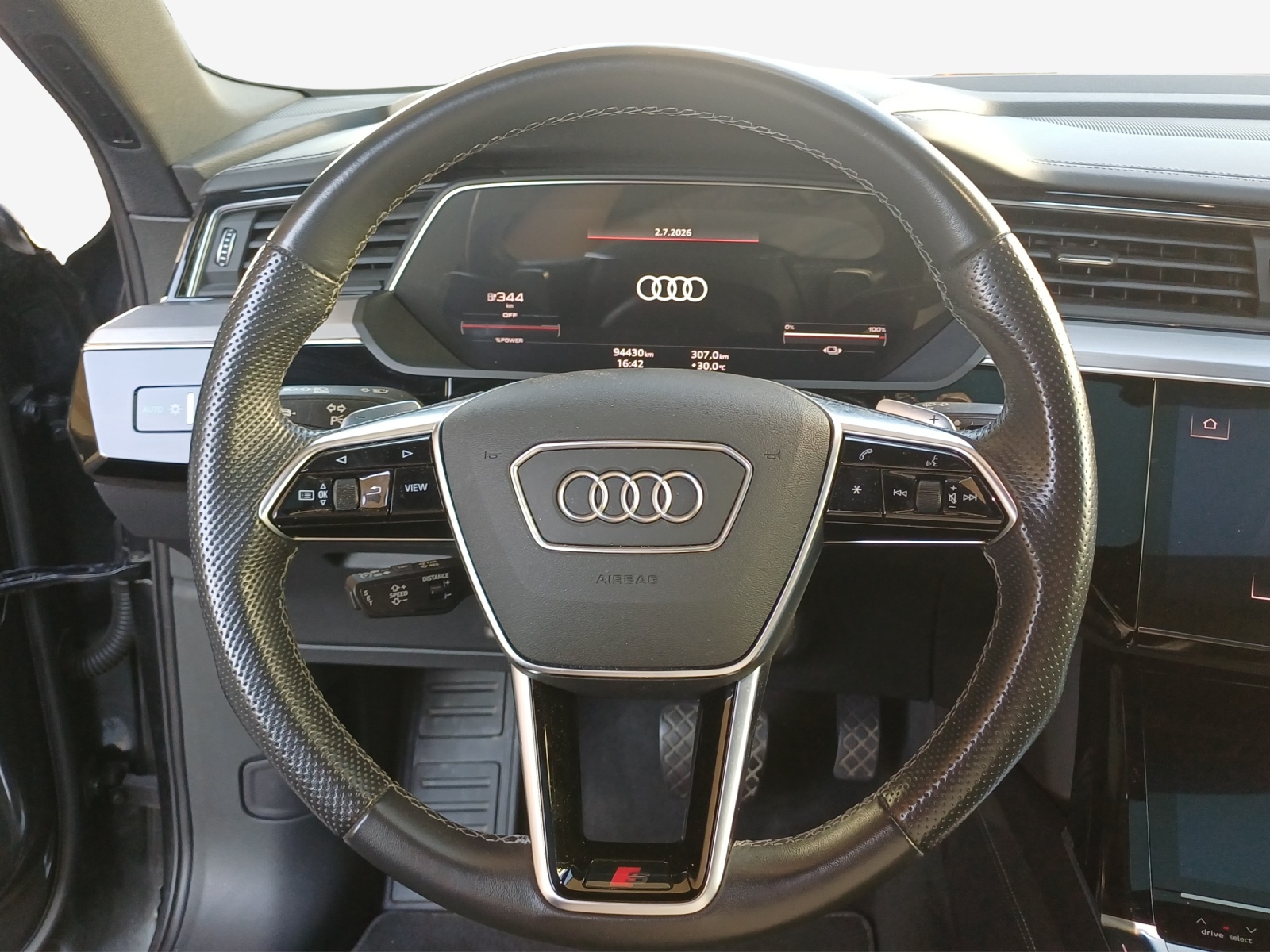 AUDI e-tron S quattro-image-9