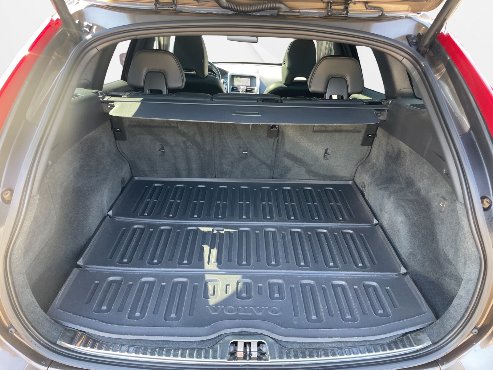 VOLVO XC60 2.4 D4 Summum AWD-image-14
