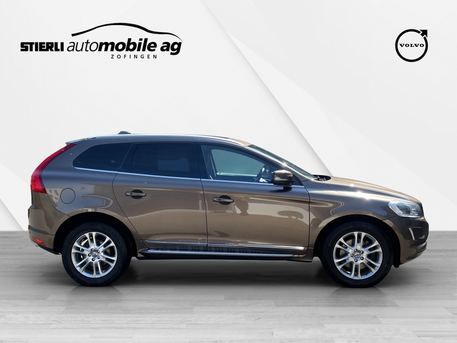 VOLVO XC60 2.4 D4 Summum AWD-image-3