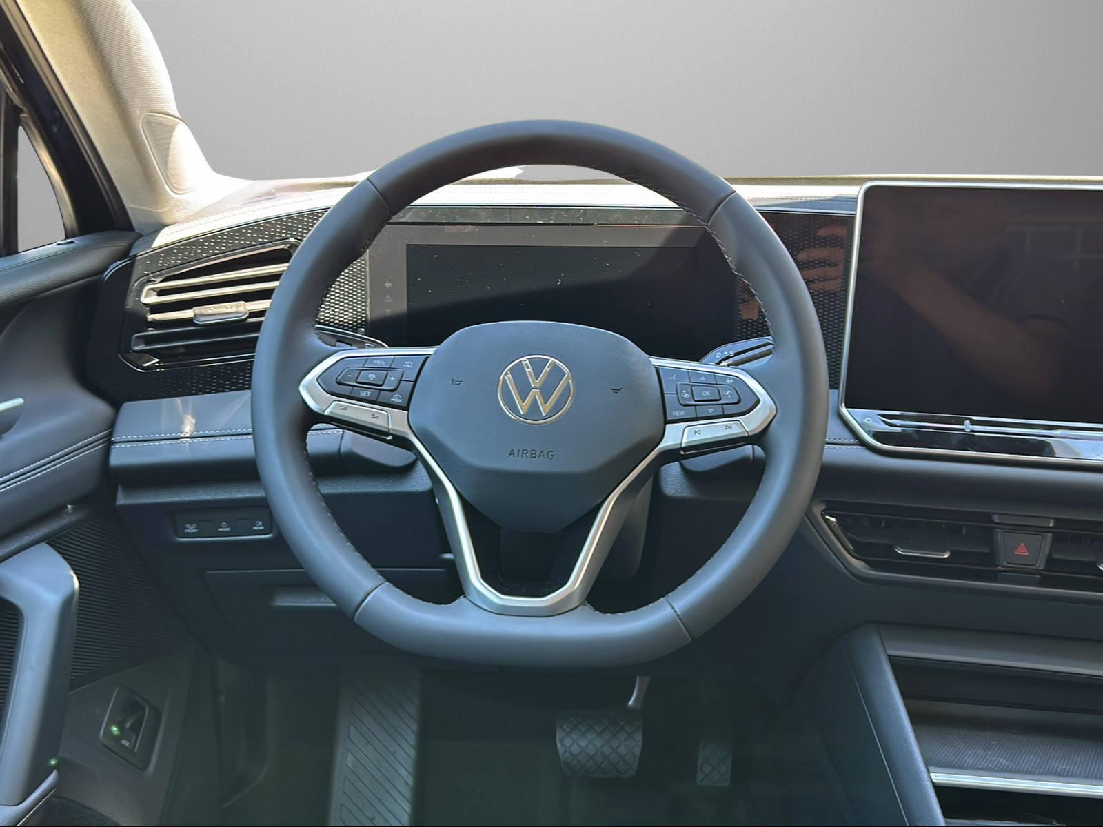 VW Tiguan 2.0 TSI DSG United 4Motion-image-7