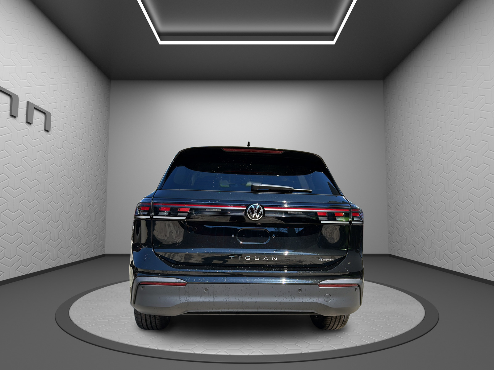 VW Tiguan 2.0 TSI DSG United 4Motion-image-4
