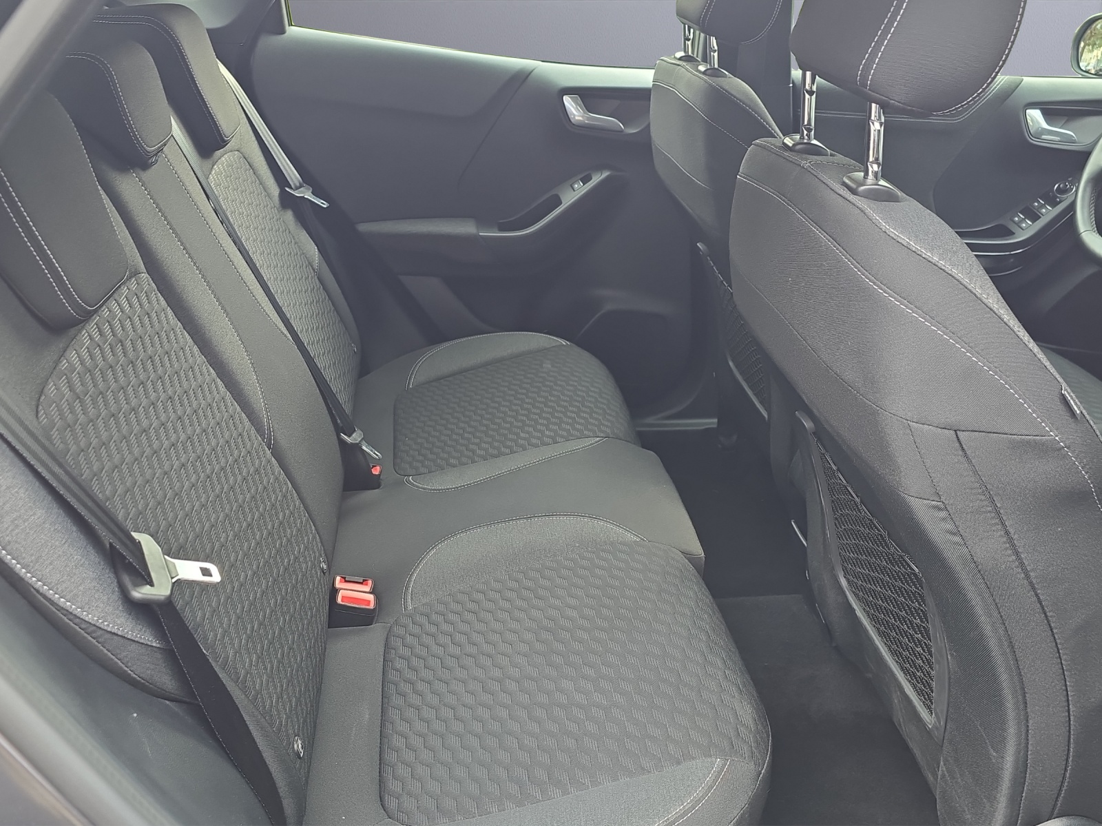 FORD Puma 1.0 EcoB Hybrid 125 Titanium-image-12