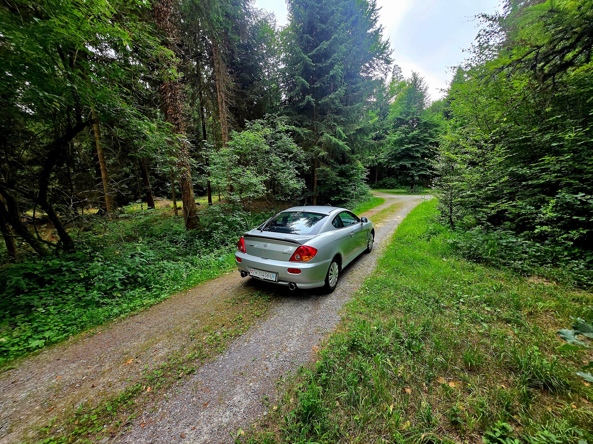 HYUNDAI Coupé 2.7 24V FX 6-Speed-image-7