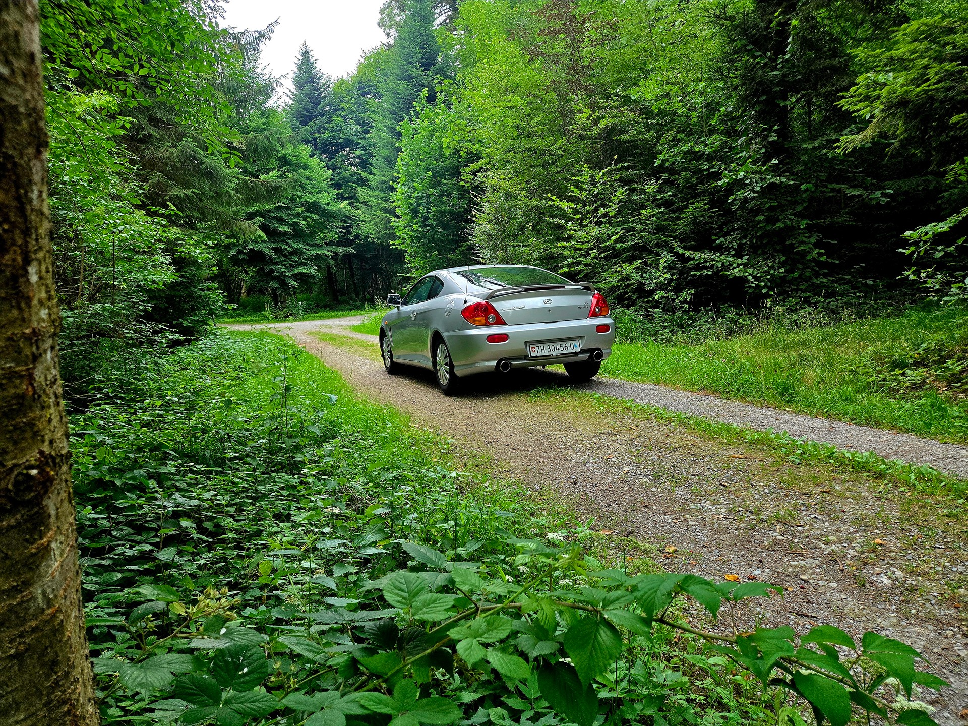 HYUNDAI Coupé 2.7 24V FX 6-Speed-image-12