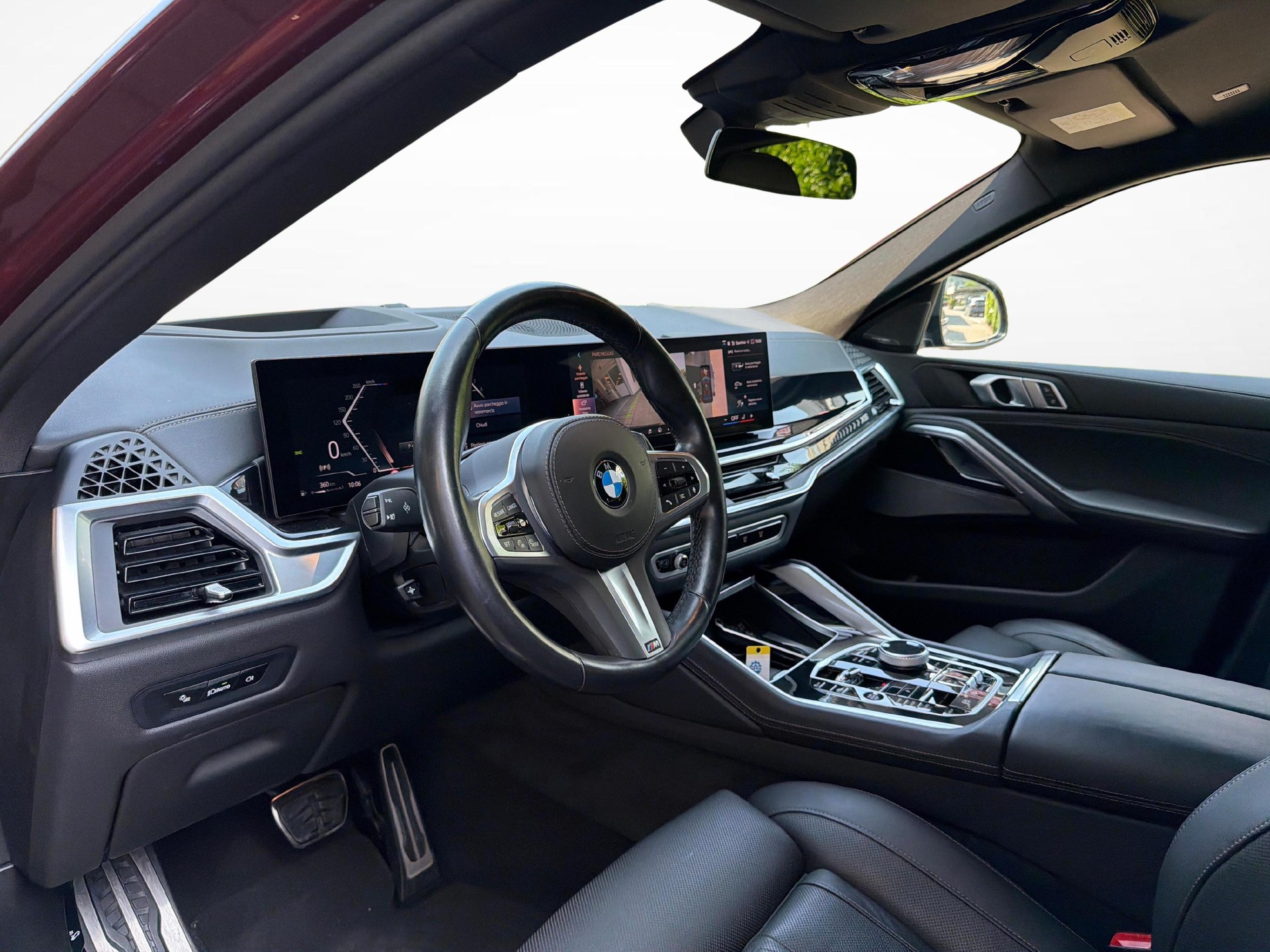 BMW X6 40i xDrive-image-11