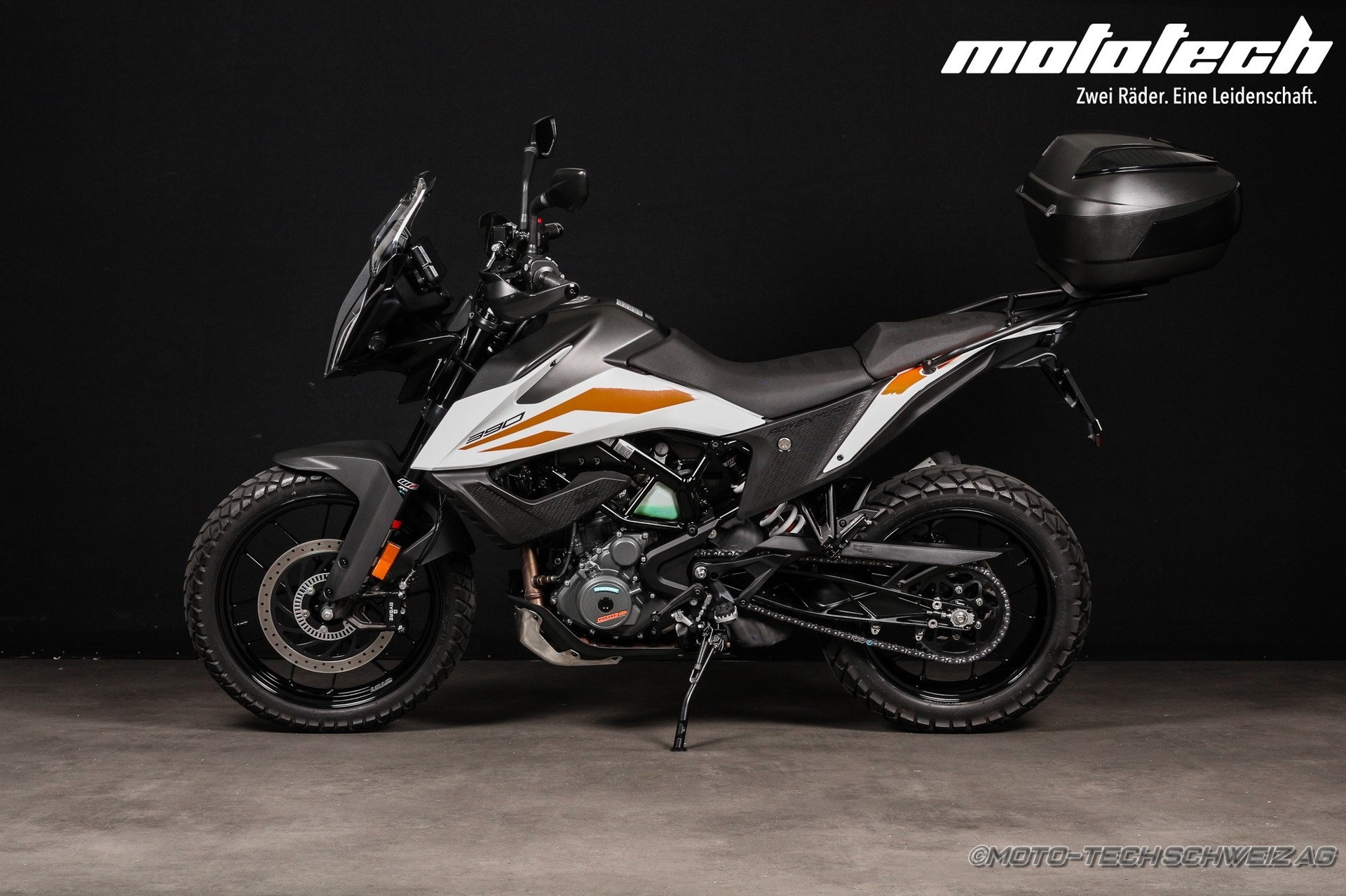 KTM 390 Adventure-showroom-element-3