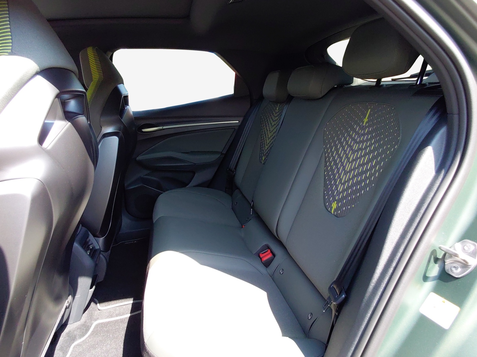 CUPRA Raval 52 kWh VZ Extreme Launch Edition-image-11