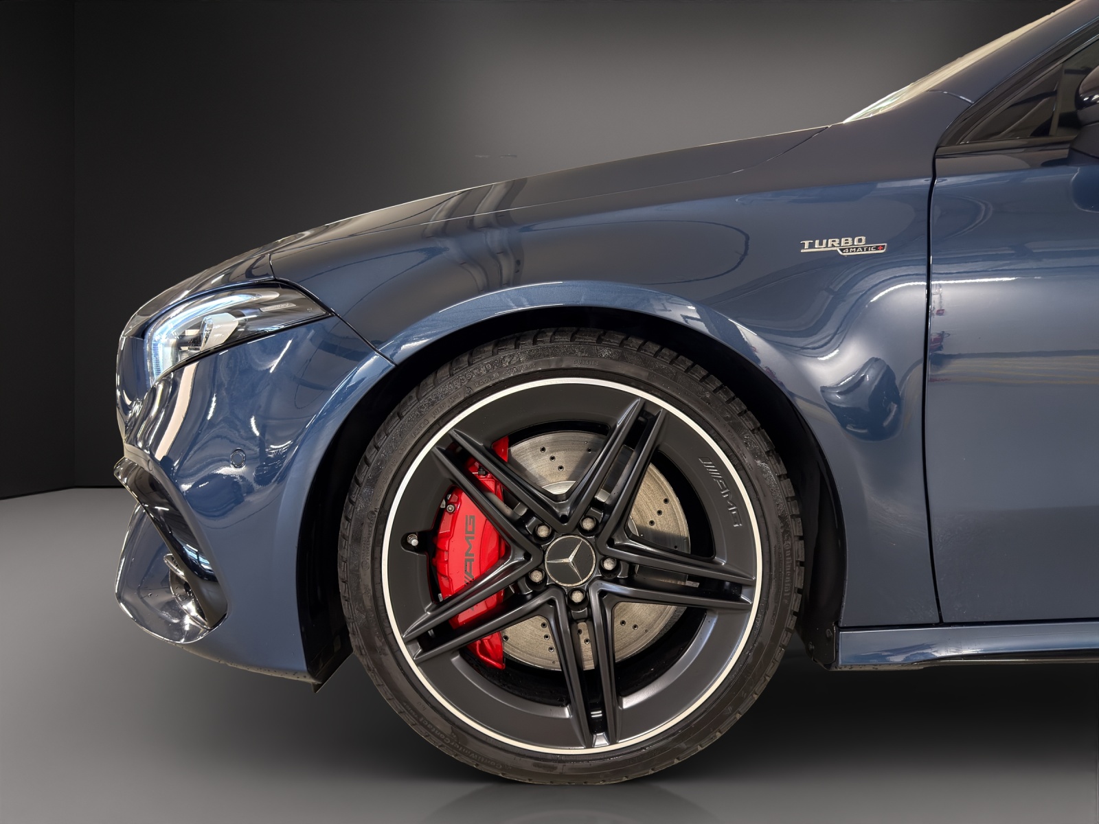 MERCEDES-BENZ A 45 S AMG 4Matic+ Speedshift-image-8