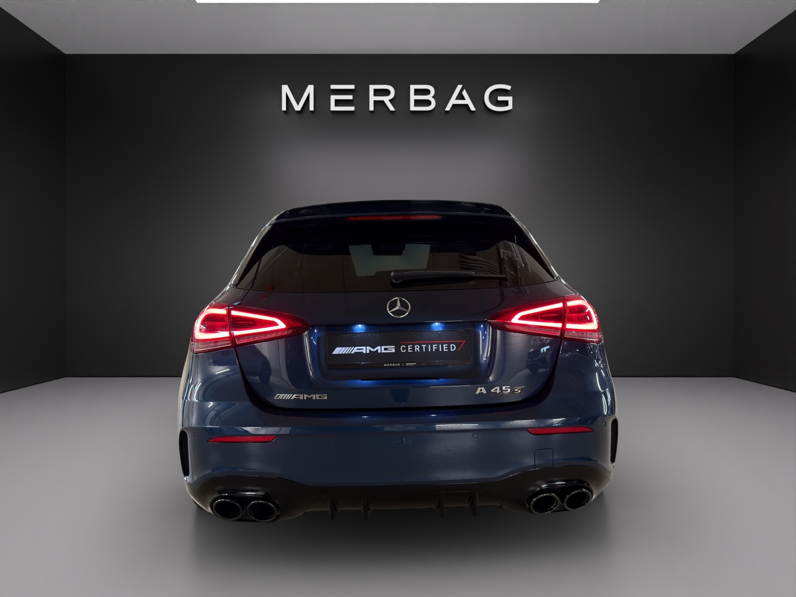 MERCEDES-BENZ A 45 S AMG 4Matic+ Speedshift-image-6
