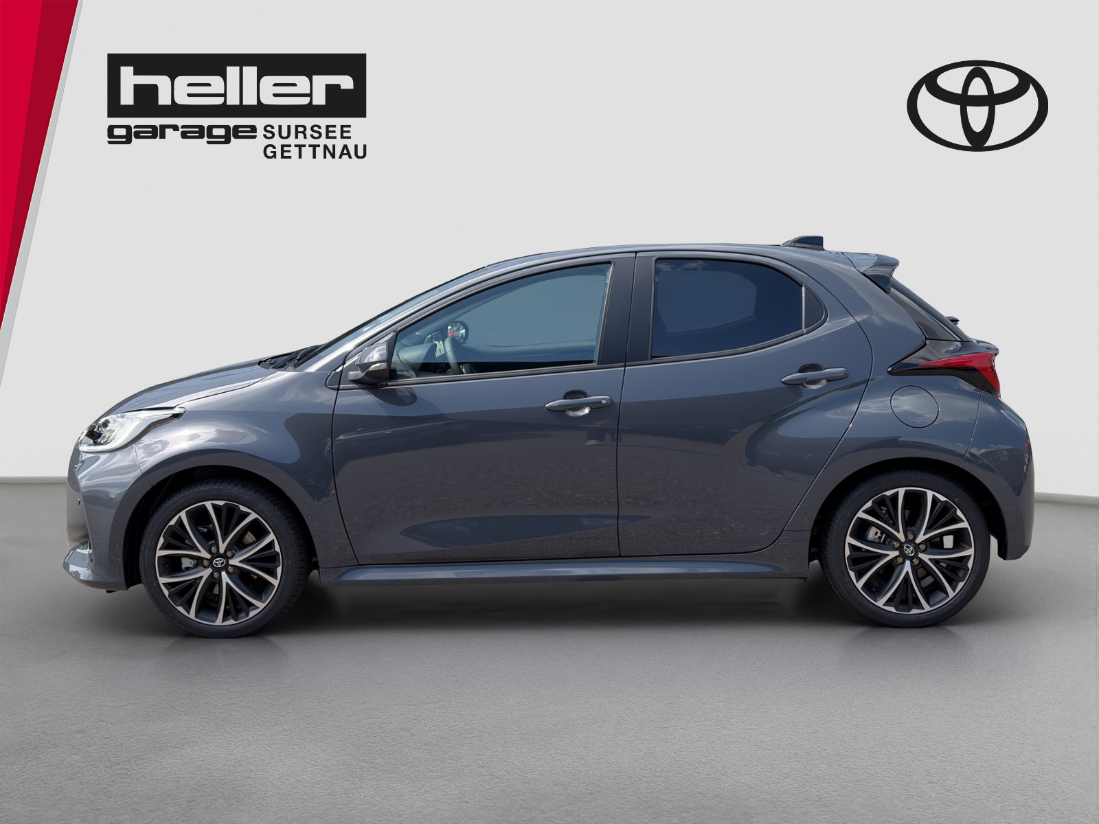 TOYOTA Yaris 1.5 VVT-i HSD Trend-image-1