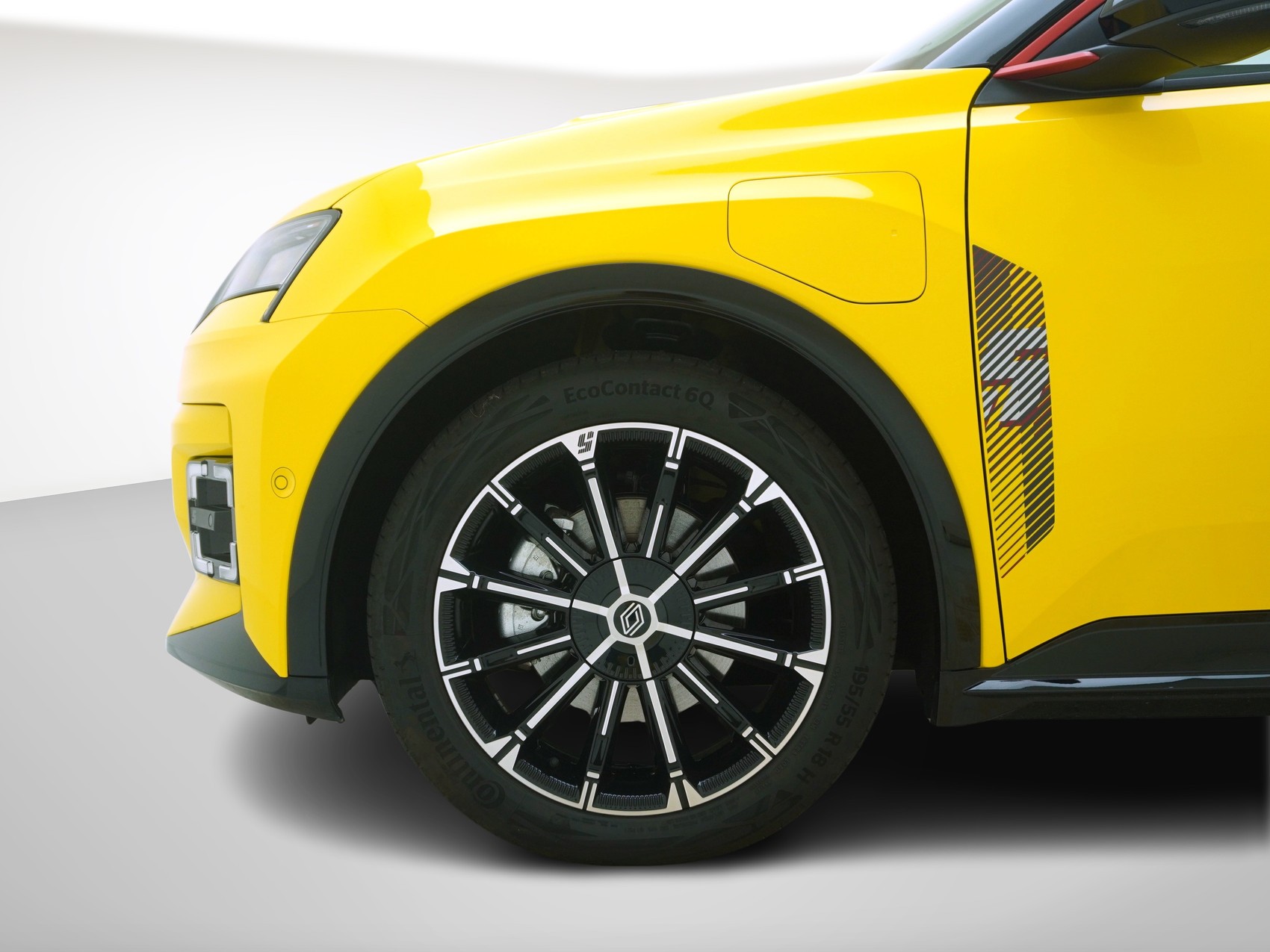 RENAULT R5 E-Tech Comfort Range iconic-image-8