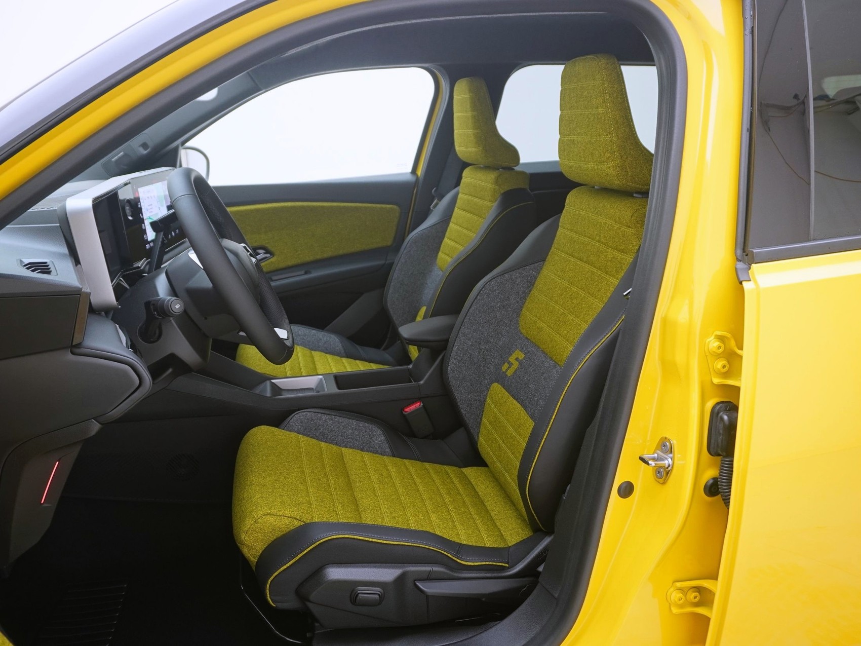 RENAULT R5 E-Tech Comfort Range iconic-image-11