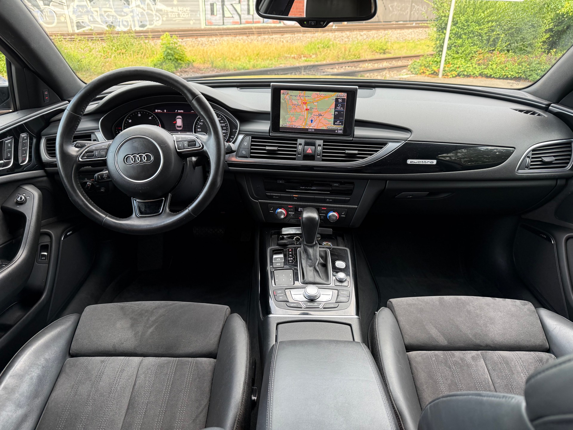 AUDI A6 Avant 3.0 TDI V6 quattro S-tronic-image-8