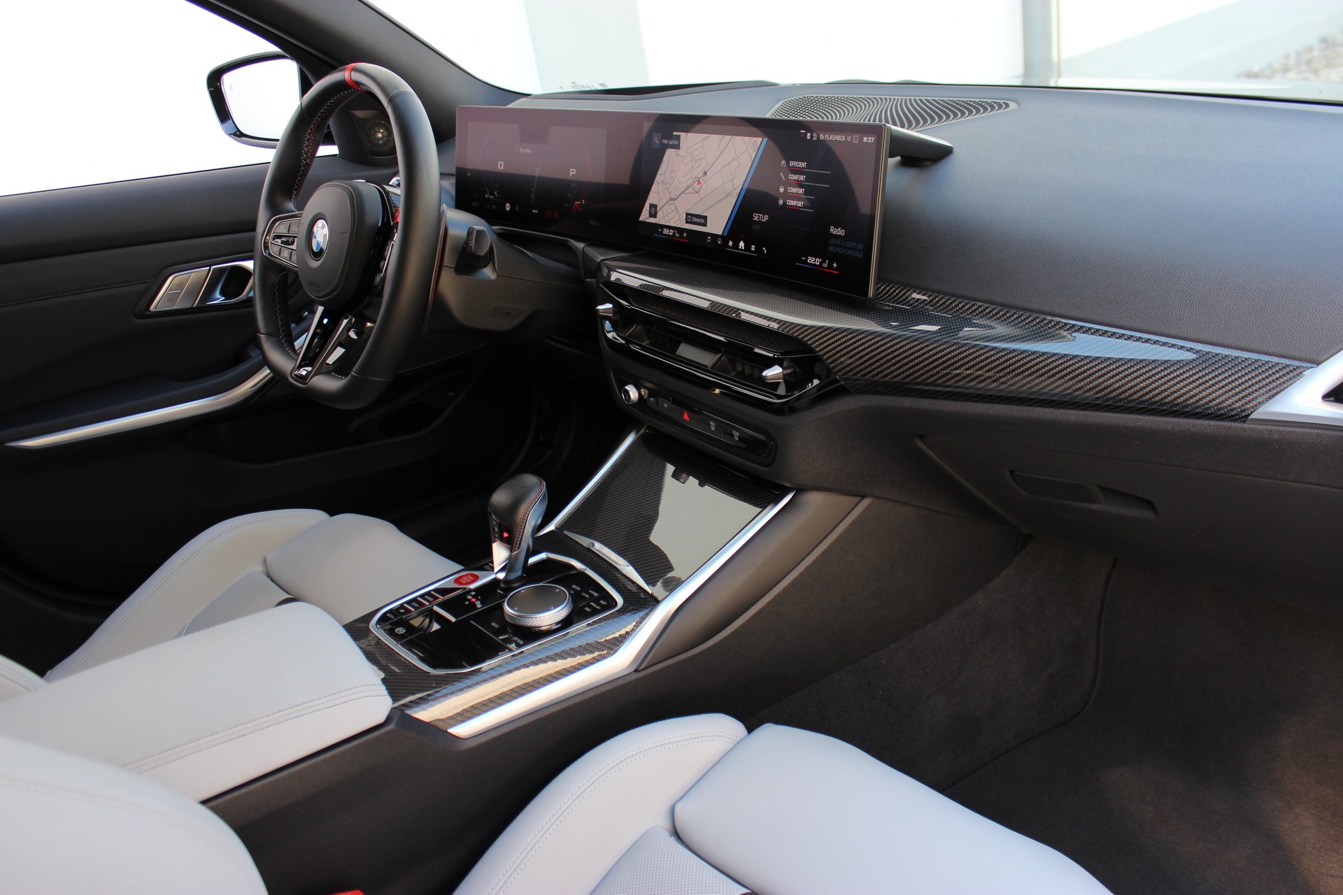 BMW M3 Touring xDrive Competition Individual *TANSANITBLAU METALLIC*-image-14