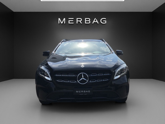 MERCEDES-BENZ GLA 200 Urban-image-1