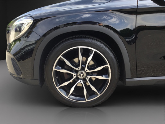 MERCEDES-BENZ GLA 200 Urban-image-12