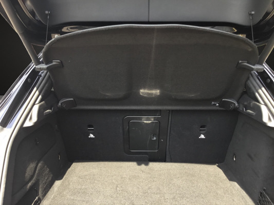 MERCEDES-BENZ GLA 200 Urban-image-11