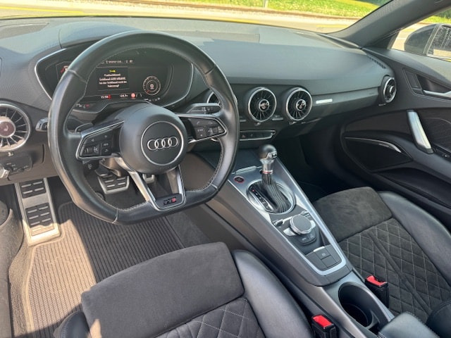 AUDI TTS Coupé 2.0 TFSI quattro **310 PS**-image-7