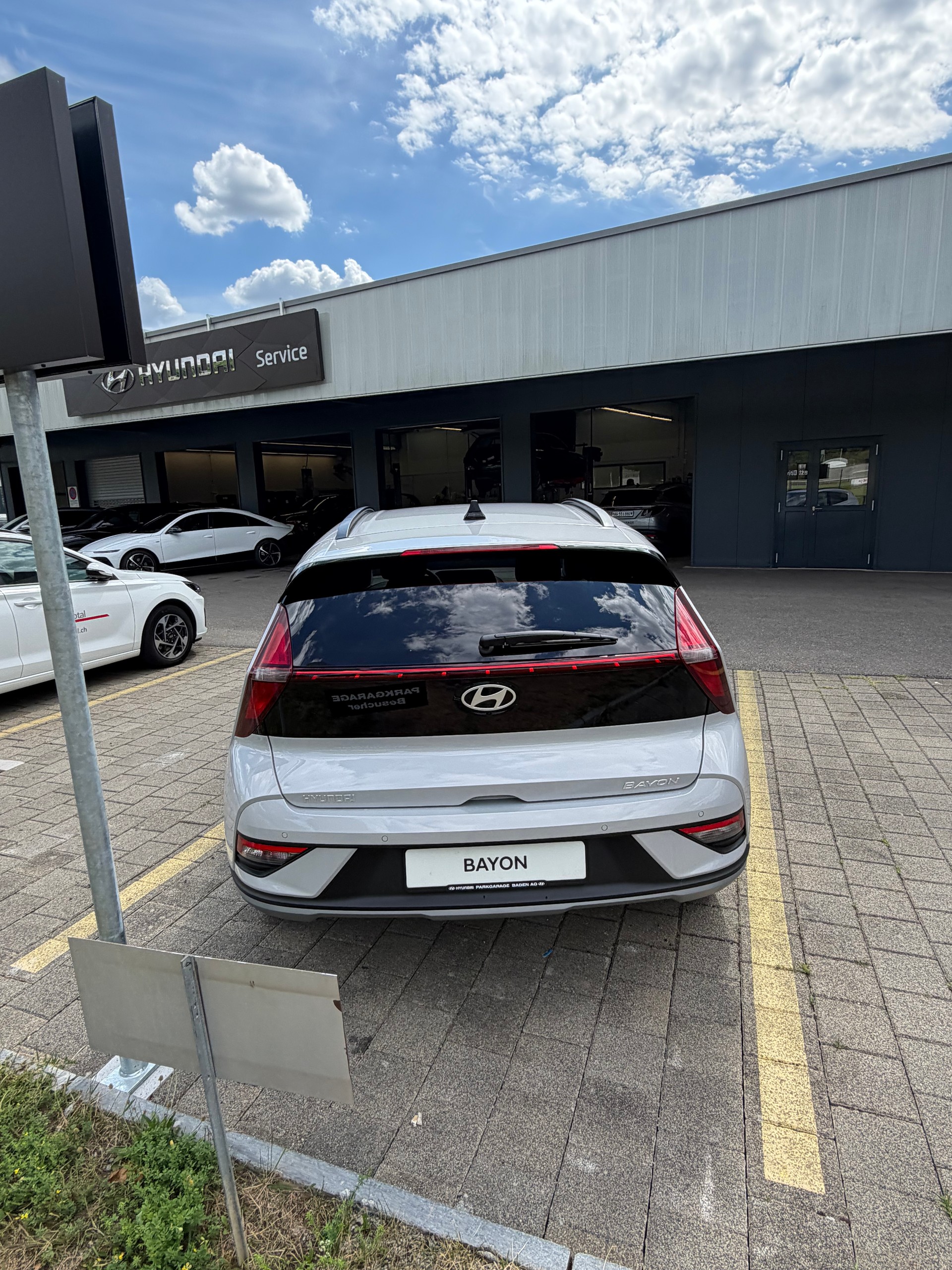 HYUNDAI Bayon 1.0 T-GDi Amplia DCT-image-2