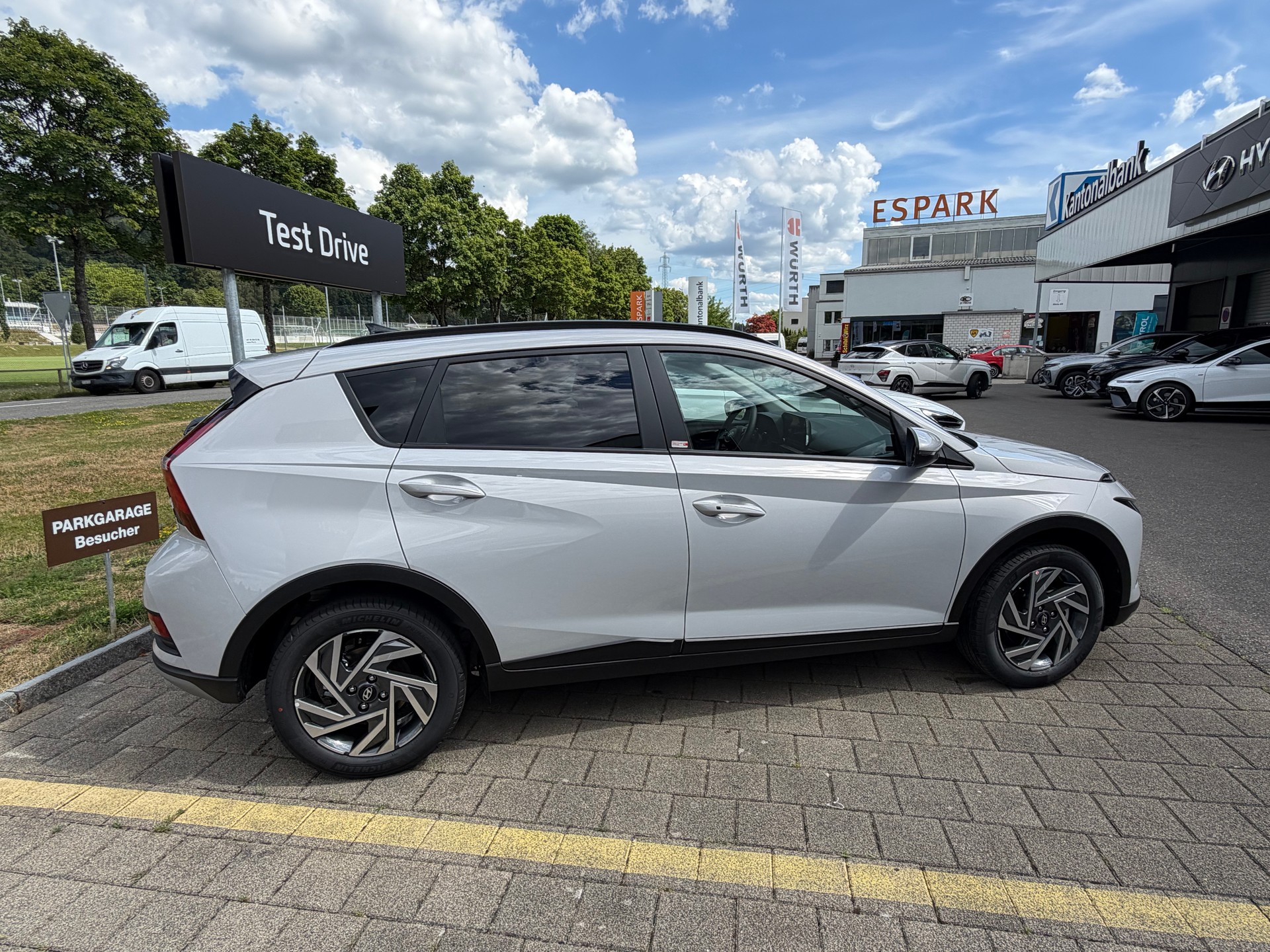 HYUNDAI Bayon 1.0 T-GDi Amplia DCT-image-3