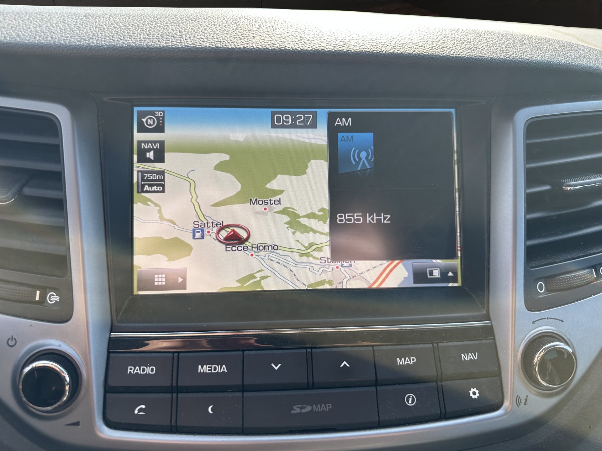 HYUNDAI Tucson 2.0 CRDI Vertex 4WD Automatic-image-6