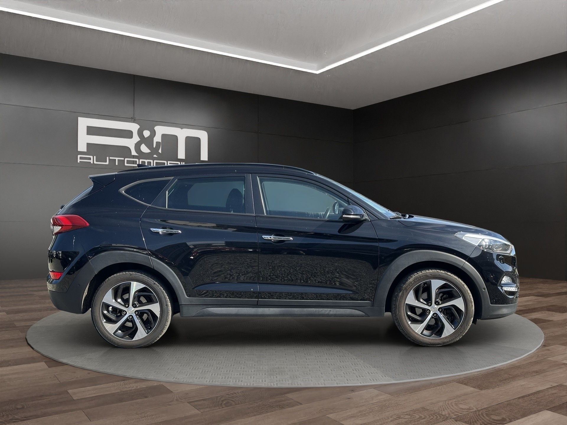 HYUNDAI Tucson 2.0 CRDI Vertex 4WD Automatic-showroom-element-1