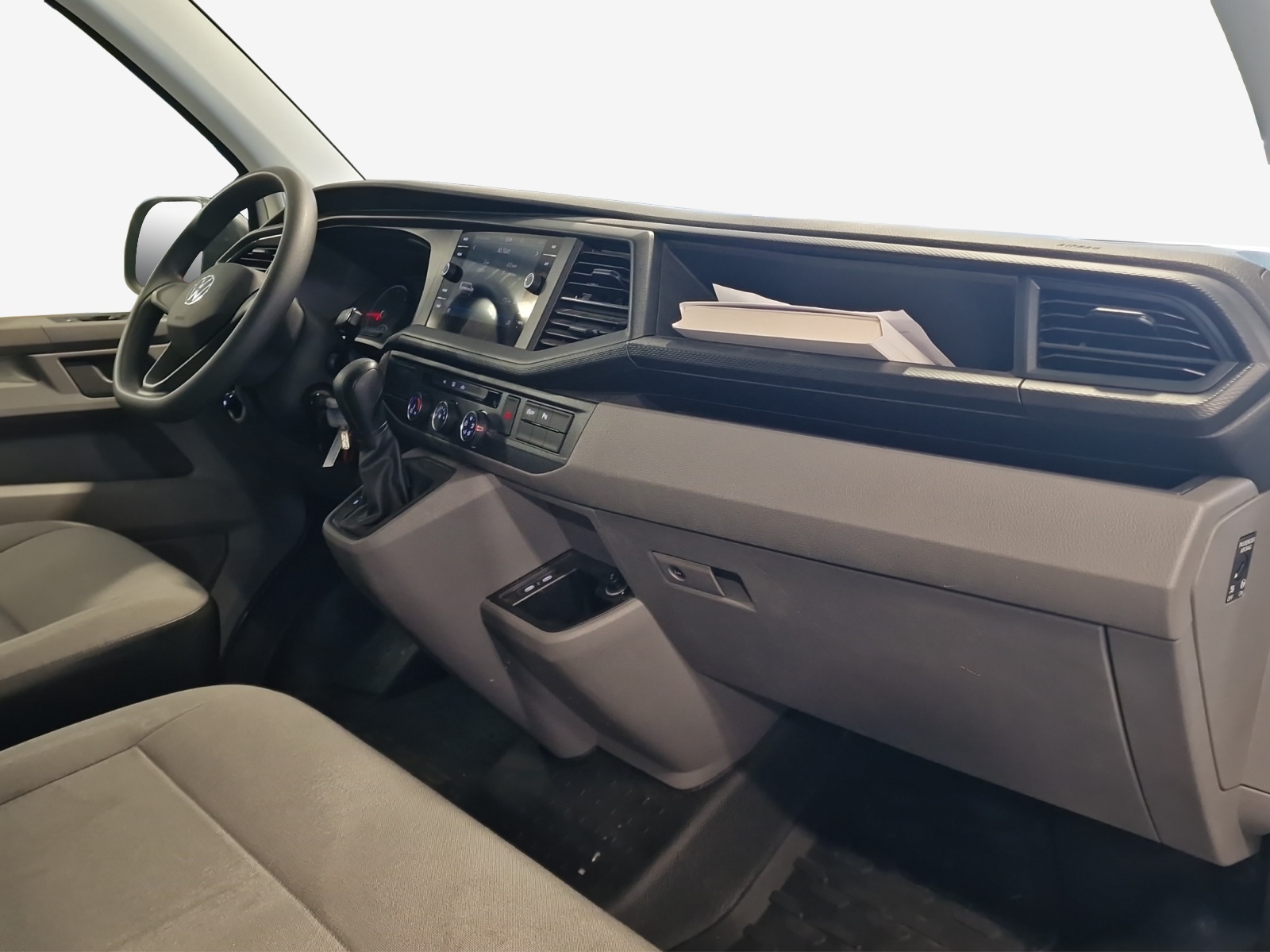 VW T6.1 2.0 TDI DSG-image-8