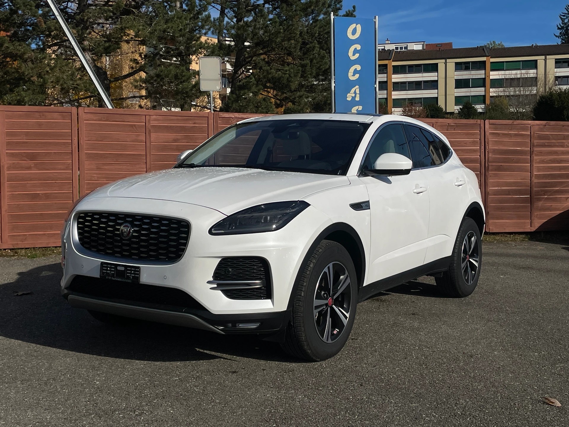 JAGUAR E-Pace 2.0 P200 AWD S-image-0