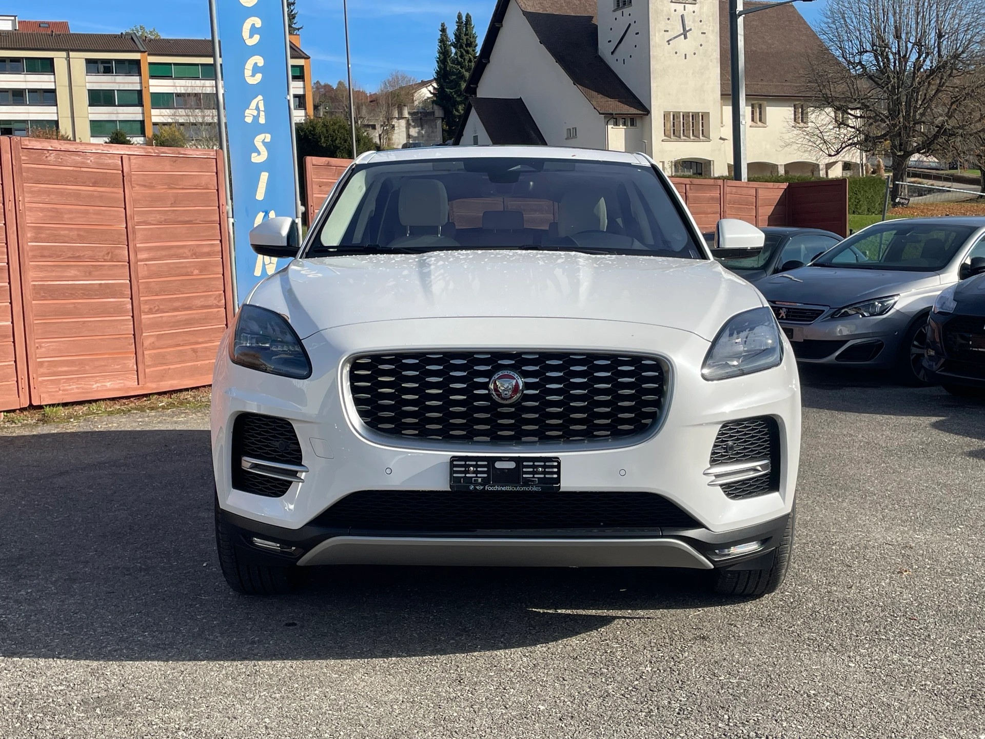 JAGUAR E-Pace 2.0 P200 AWD S-image-1