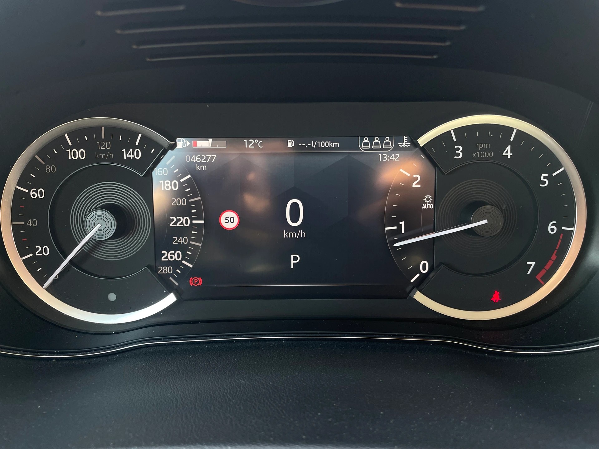 JAGUAR E-Pace 2.0 P200 AWD S-image-7