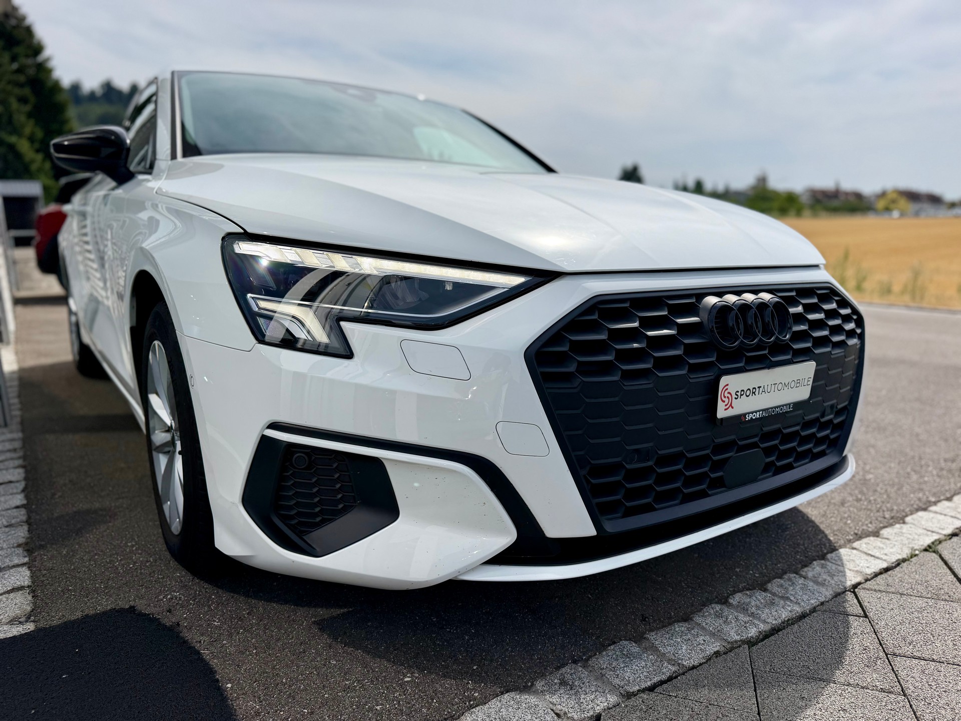 AUDI A3 Sportback 35 TFSI S-tronic-image-3