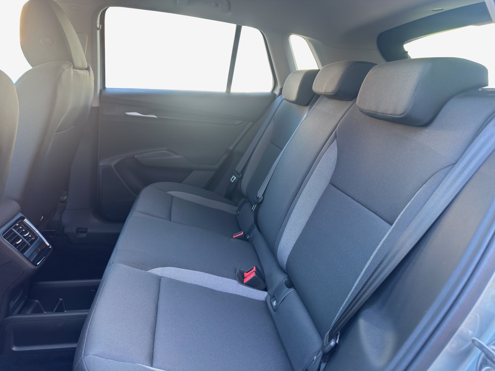 SKODA Elroq 60 Essence-image-9