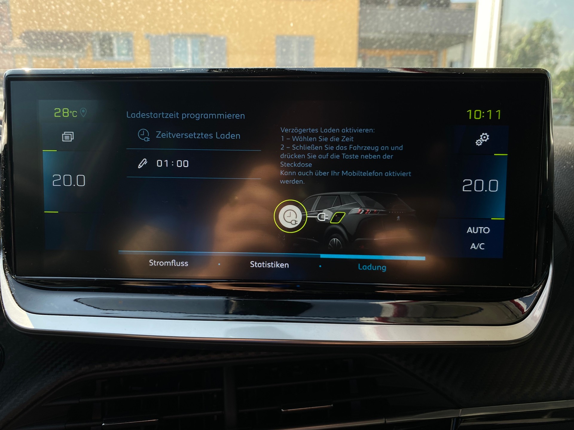 PEUGEOT 2008 e Allure-image-9