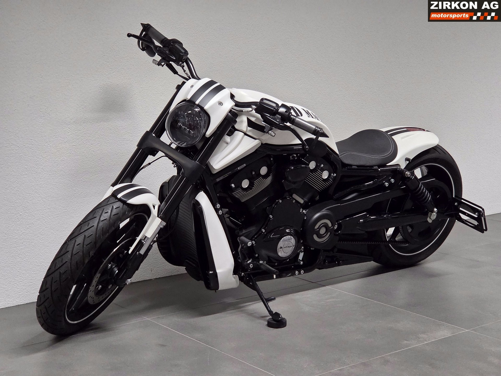 HARLEY-DAVIDSON VRSCDX Night Rod Special ABS-image-6