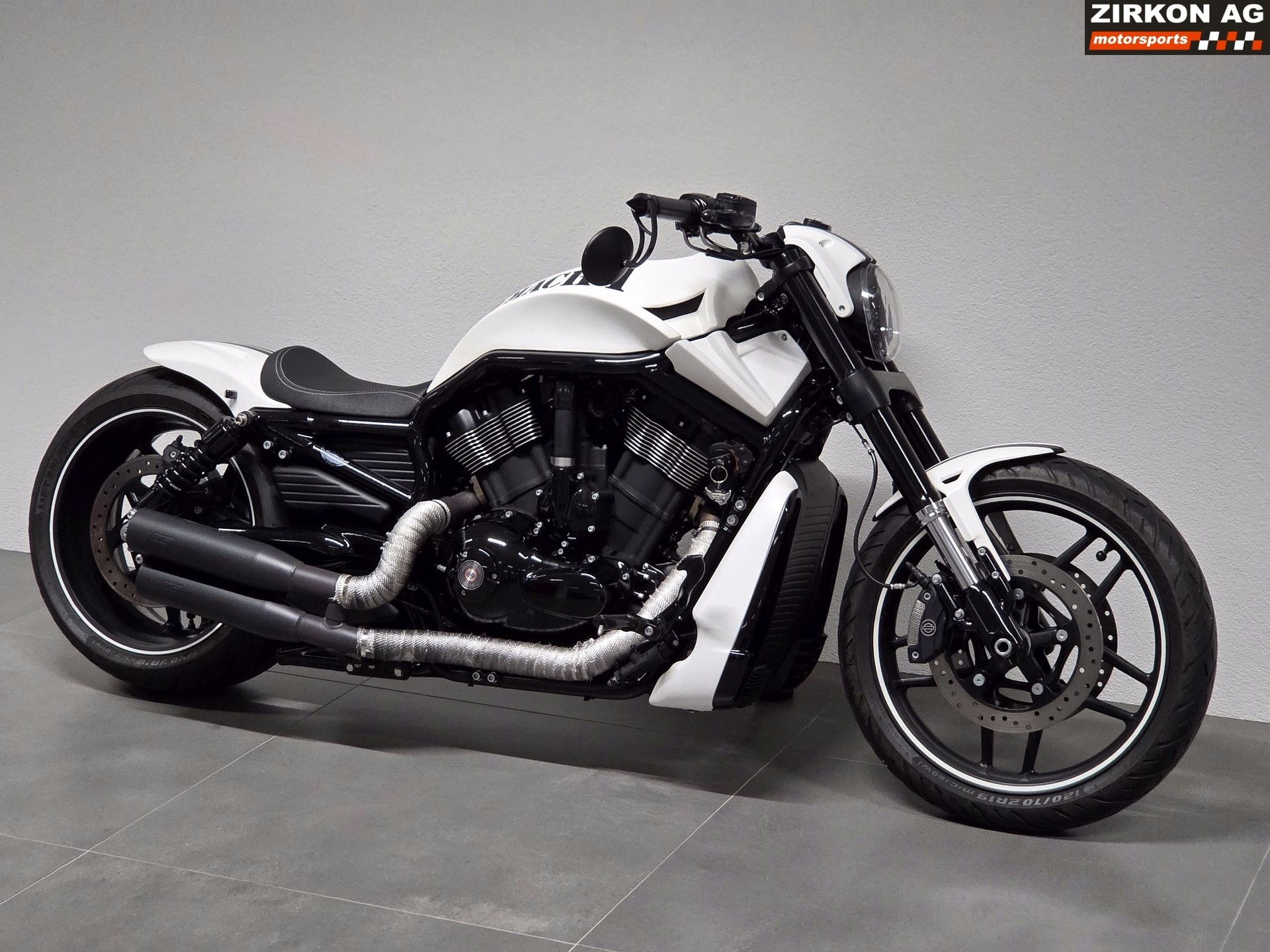 HARLEY-DAVIDSON VRSCDX Night Rod Special ABS-showroom-element-1