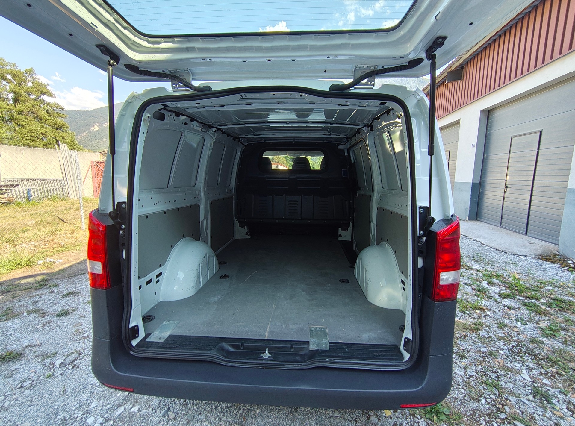 MERCEDES-BENZ Vito 111 BlueTEC L Euro 6-image-8