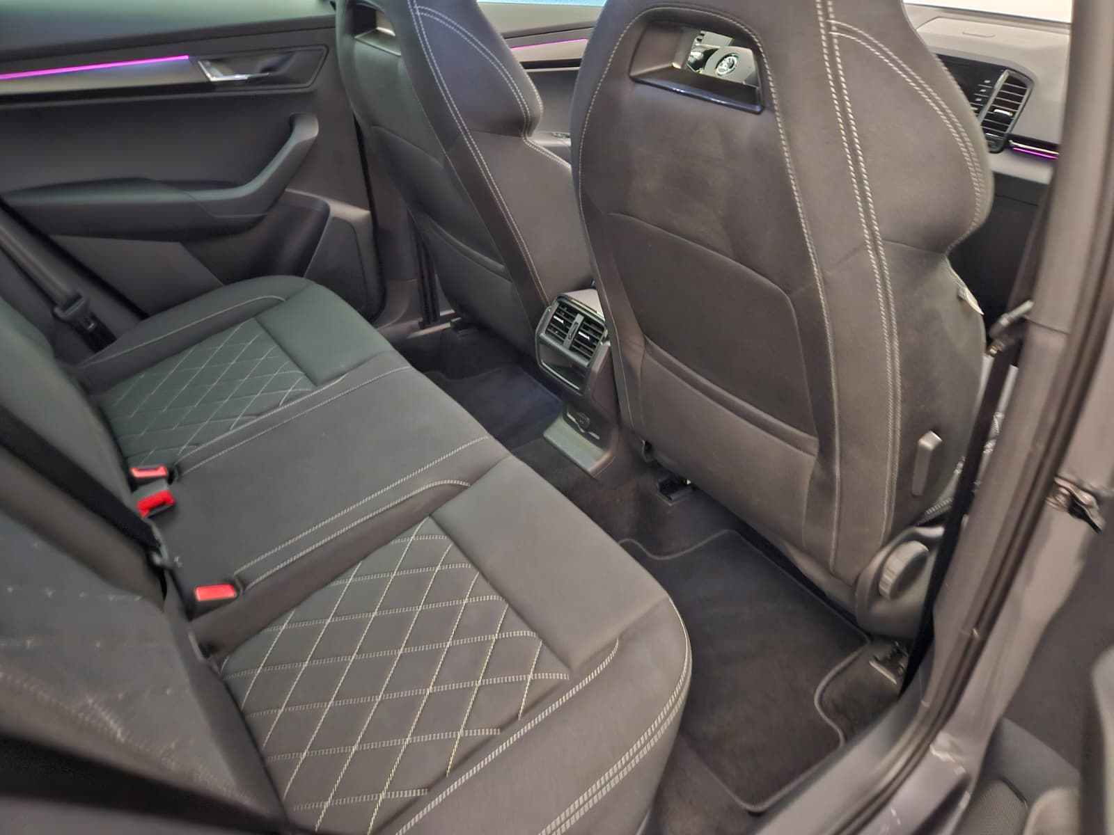 SKODA Karoq 1.5 TSI SportLine DSG-image-13