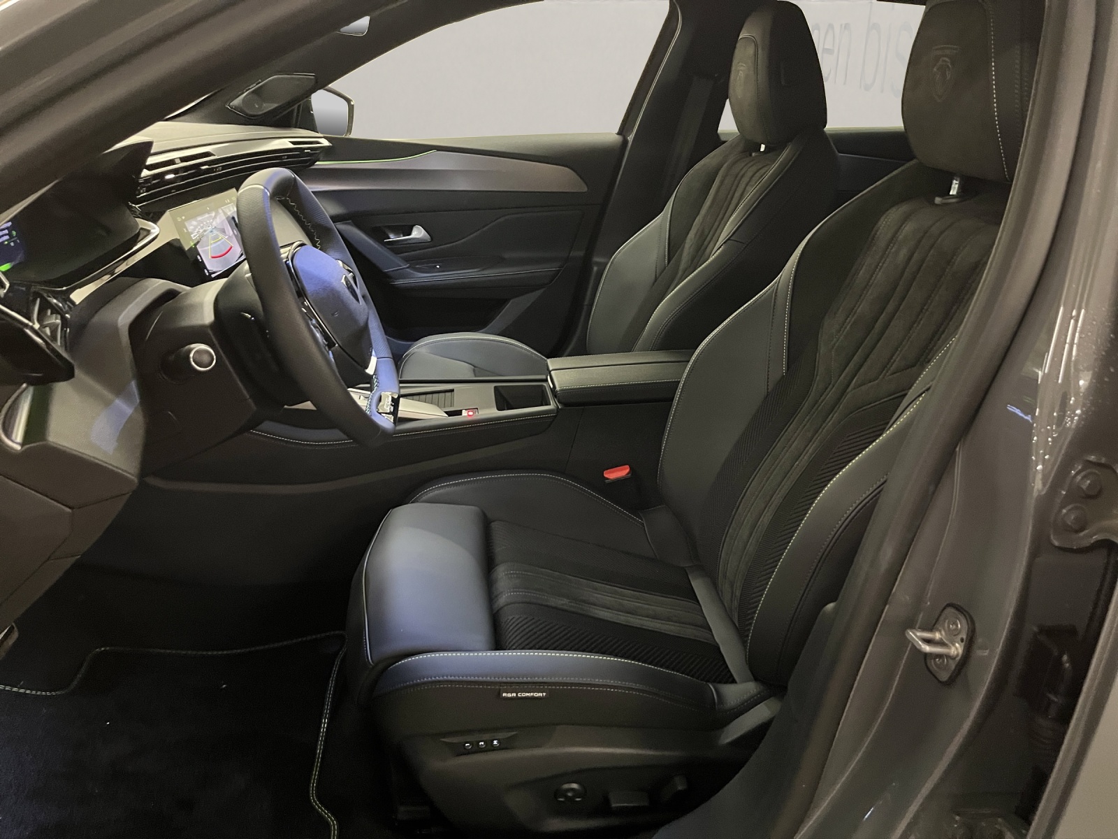 PEUGEOT 308 SW 1.2 Hybrid GT-image-6