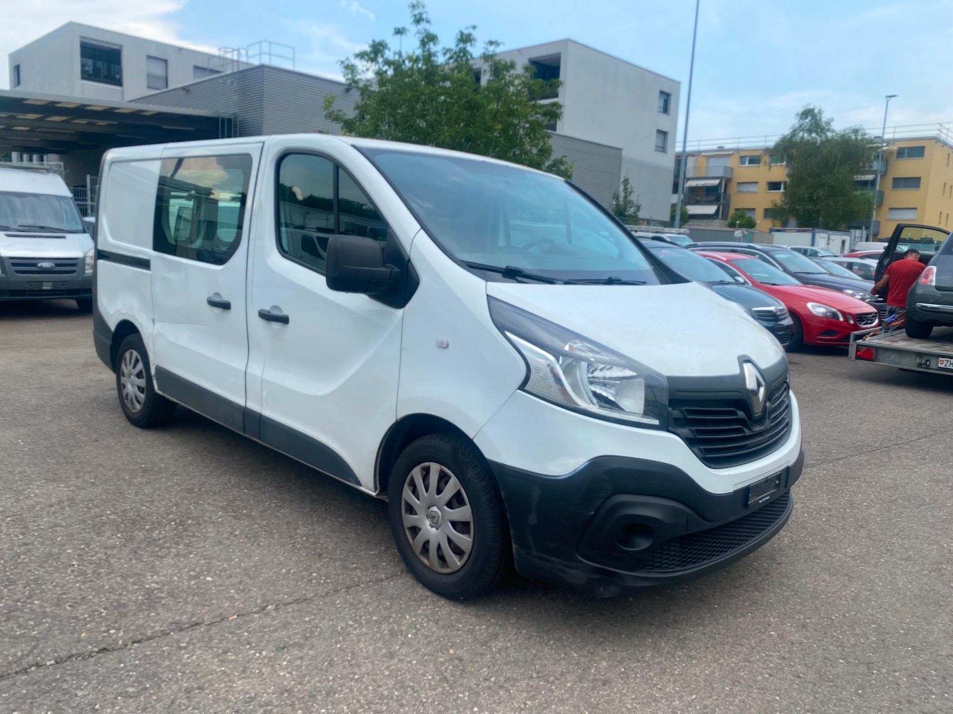 RENAULT Trafic 1.6 dCi 115 2.9t Acces L1H1-image-2